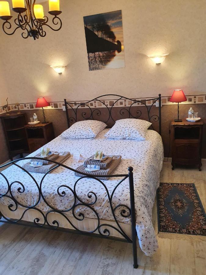 Au Bon Vivant Dampierre-sur-Salon エクステリア 写真