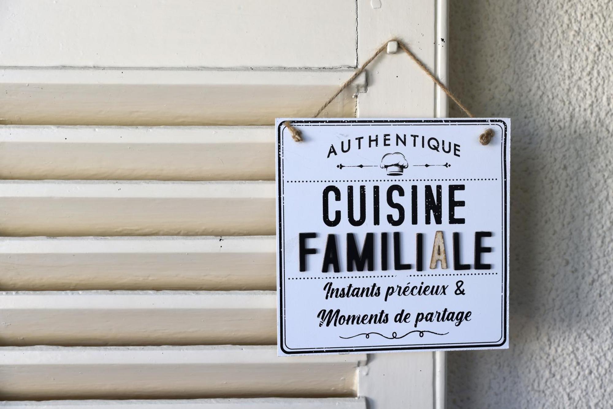 Au Bon Vivant Dampierre-sur-Salon エクステリア 写真